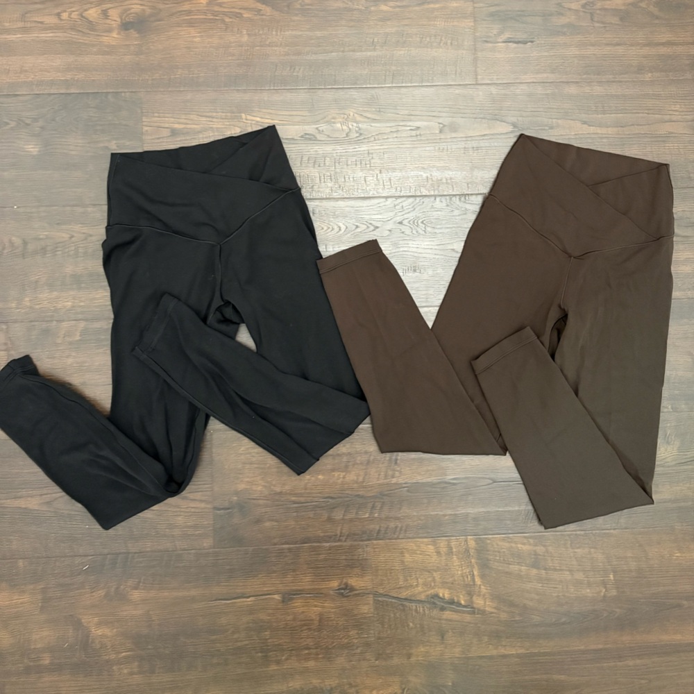 Offline by aerie 7/8 leggings short 2 pack